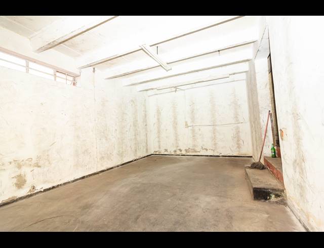 280M² BUSINESS TO LET IN BELLAIR